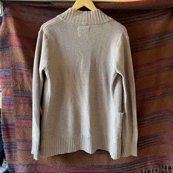 Urban Heritage Cardigan - Picture 5 of 5